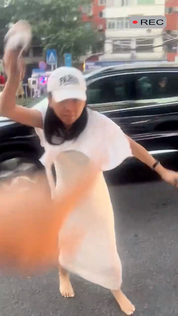 星际冲突手机版怎么玩视频星际战争2中文版手机版下载-第2张图片-太平洋在线下载
